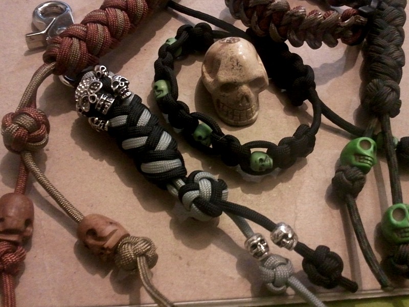 skull beads and paracord jp11-17-2012
