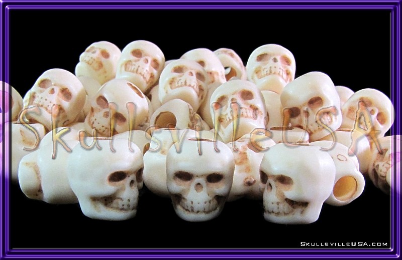 Glow In Dark Plastic Skull Beads