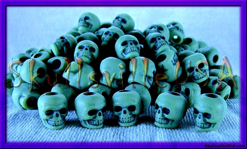 trolls flesh acrylic skull beads
